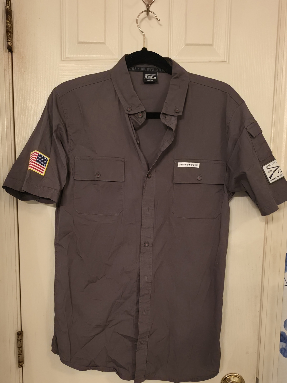 Grunt Style Men’s Short Sleeve Button-Down Shirt - Brown